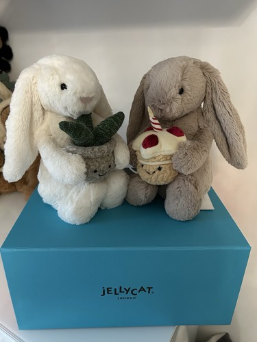 Bnwt jellycat beige - jellycat,